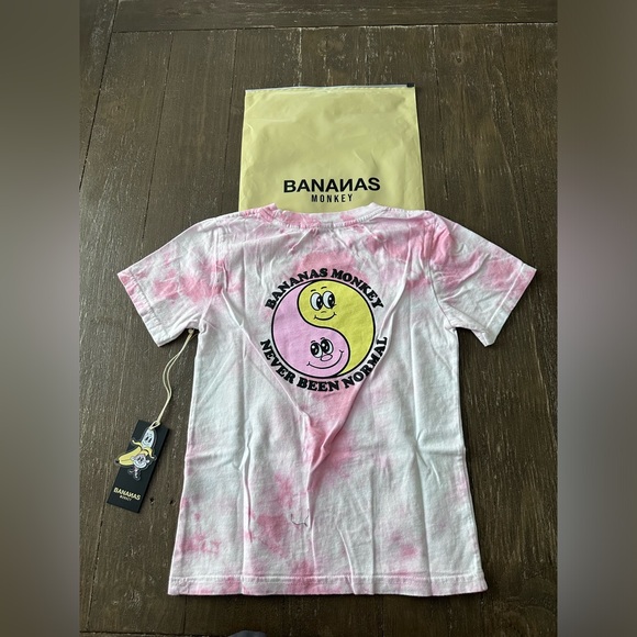 New with tags!! Bananas Monkey tshirt in tye dye - Picture 2 of 2